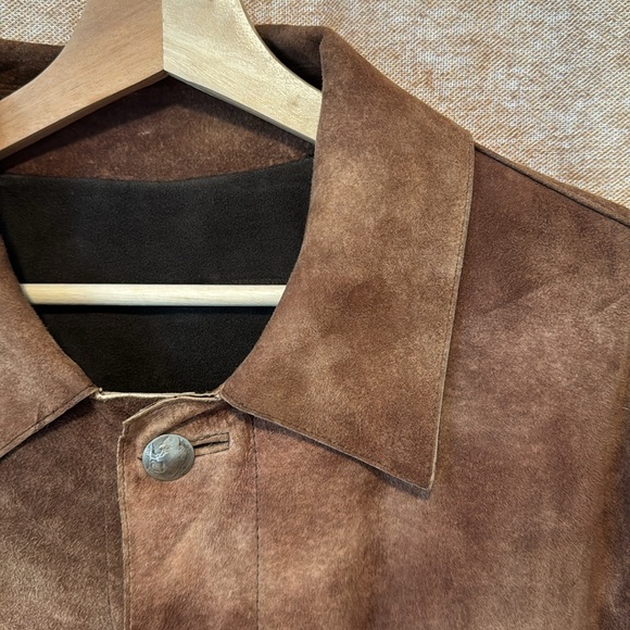 Very Cool Like-New Vintage Brown Leather Suede Jacket from Fur Vault - Picture 4 of 9